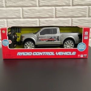 Remote Control Ford F-150 Raptor